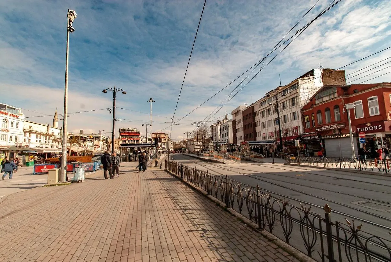 Naz Hotel Old Bazaar Istanbul